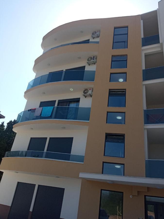 Apartman Ami Ούλτσιν Εξωτερικό φωτογραφία